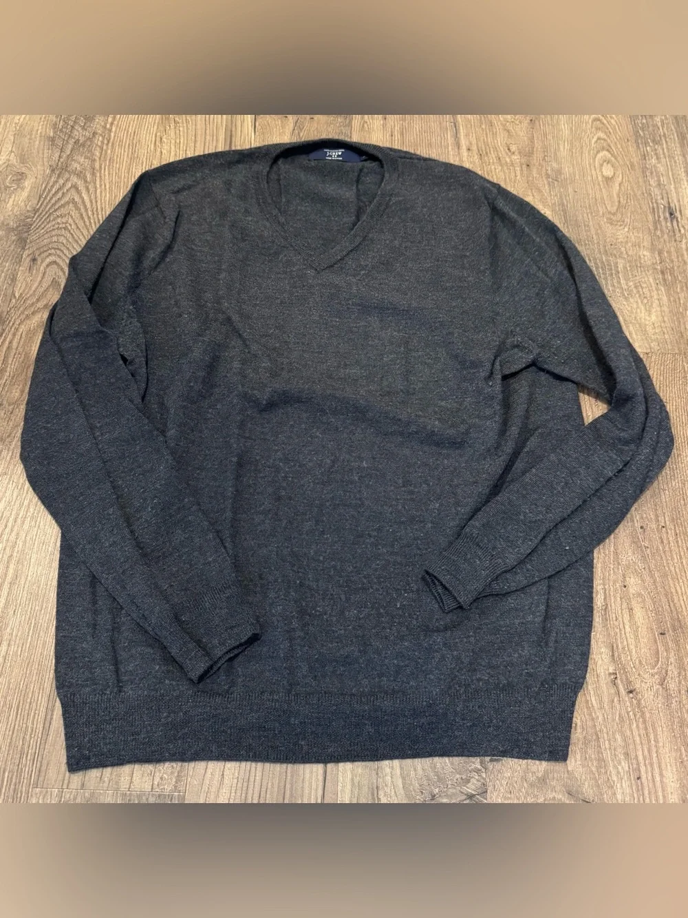 EUC J.Crew Charcoal V-Neck Men's Sweater - Large